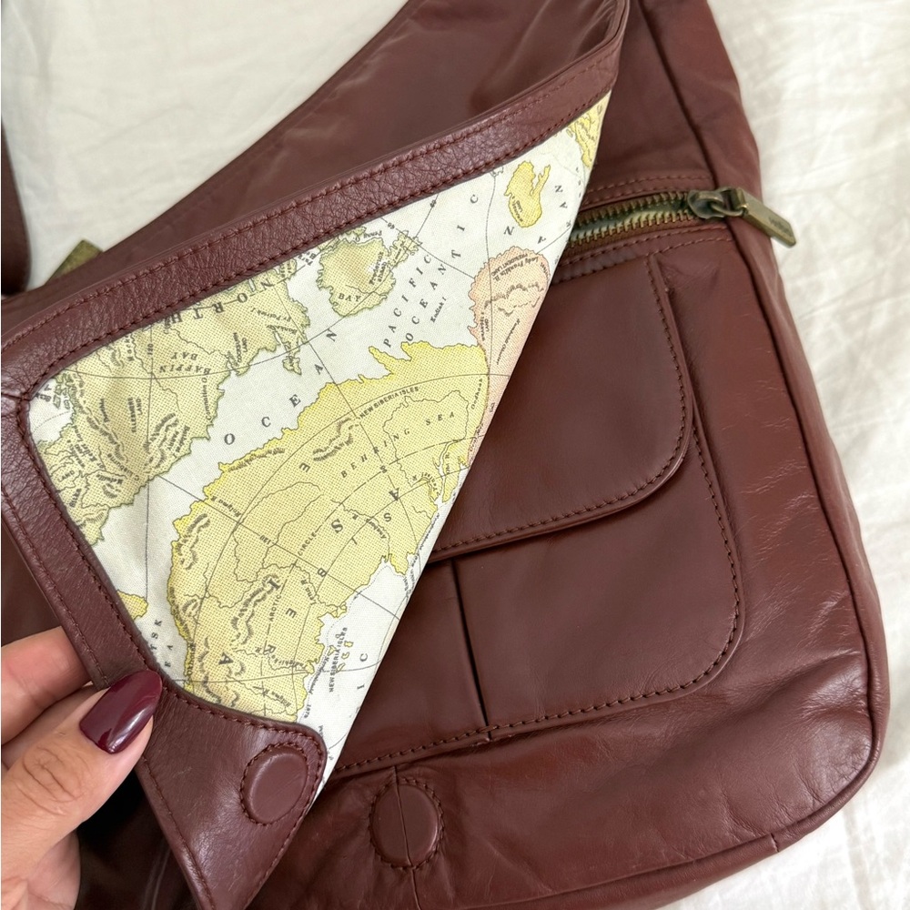 HOBO vintage mahogany Crossbody Bag with rare map lining - Picture 3 of 10